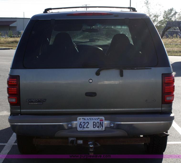 image for item 4699 1999 Ford Expedition Eddie Bauer Edition