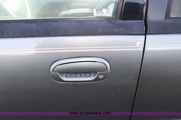 image for item 4699 1999 Ford Expedition Eddie Bauer Edition
