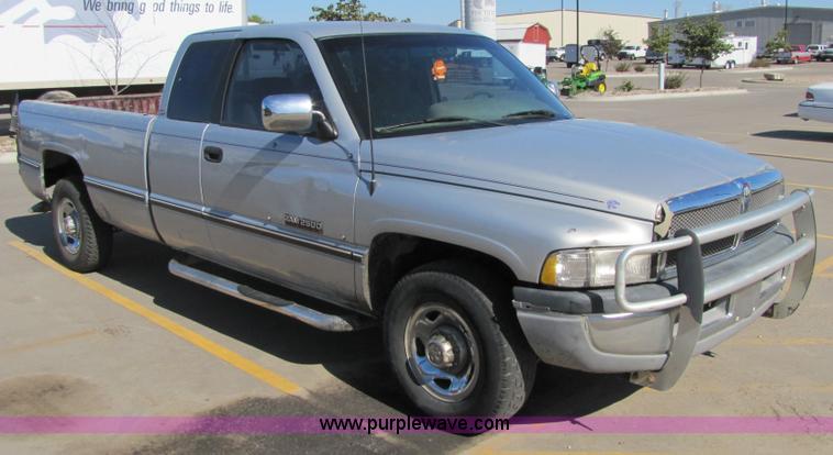 image for item 5180 1996 Dodge Ram 2500 pickup truck