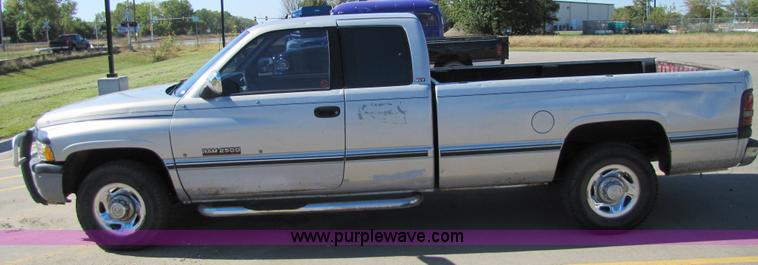 image for item 5180 1996 Dodge Ram 2500 pickup truck