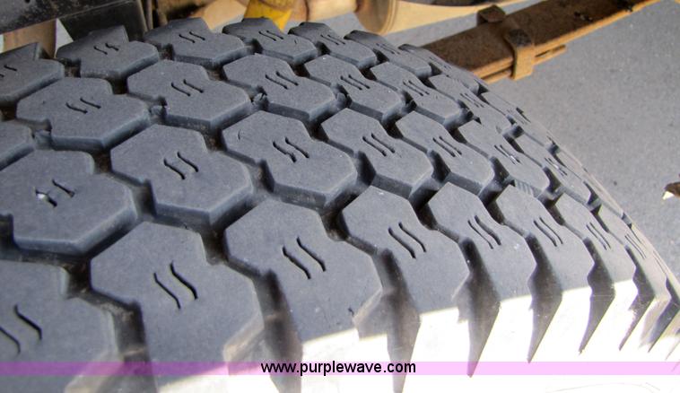 image for item 5180 1996 Dodge Ram 2500 pickup truck