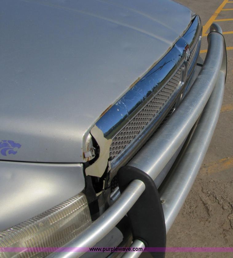 image for item 5180 1996 Dodge Ram 2500 pickup truck