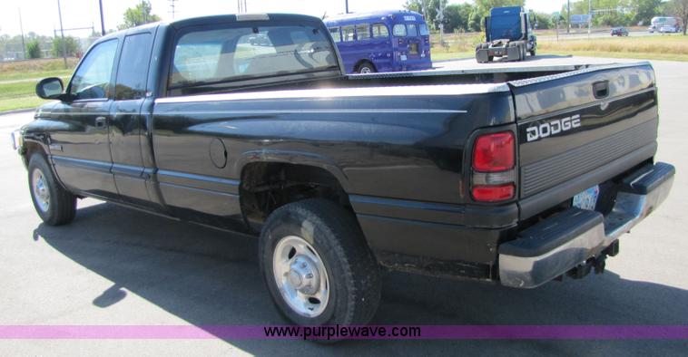 image for item 5181 2001 Dodge Ram 2500 Quad pickup truck