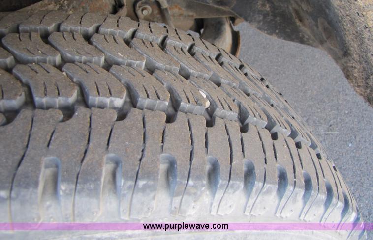 image for item 5181 2001 Dodge Ram 2500 Quad pickup truck