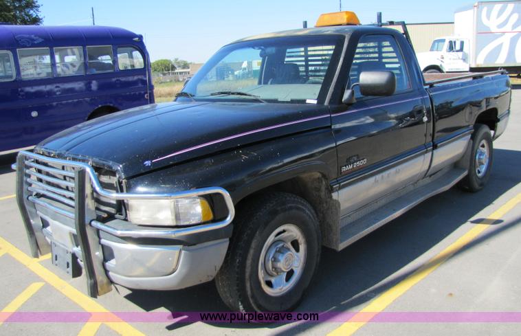 image for item 5182 1994 Dodge Ram 2500 pickup truck