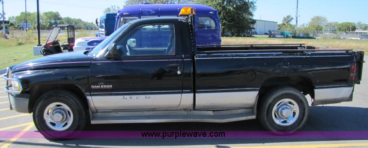 image for item 5182 1994 Dodge Ram 2500 pickup truck