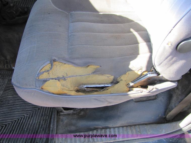 image for item 5182 1994 Dodge Ram 2500 pickup truck