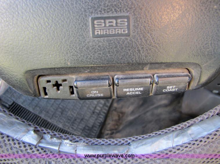 image for item 5182 1994 Dodge Ram 2500 pickup truck