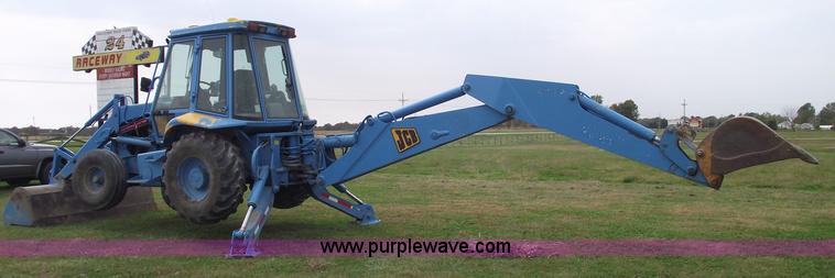 image for item 5867 1995 JCB 217 backhoe