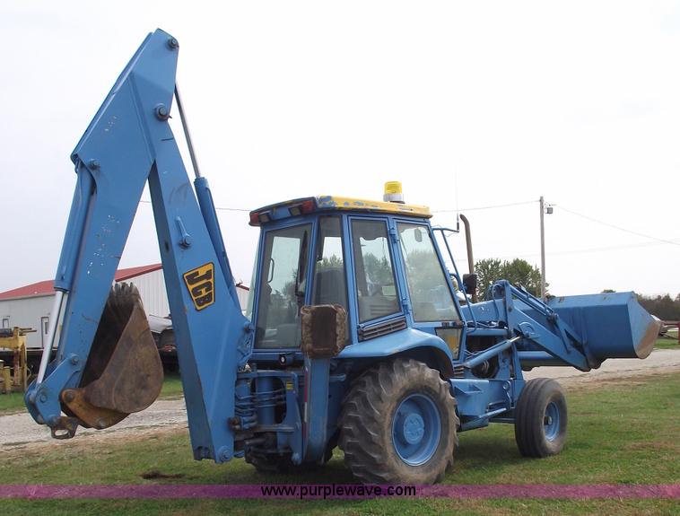 image for item 5867 1995 JCB 217 backhoe