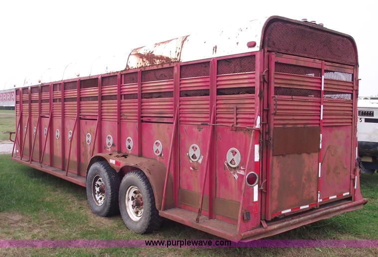 image for item 5868 1996 Bonanza stock trailer