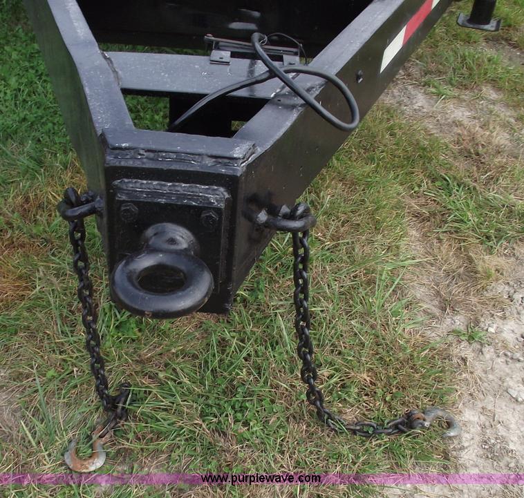 image for item 5869 1977 Hale 27.5' triple axle trailer