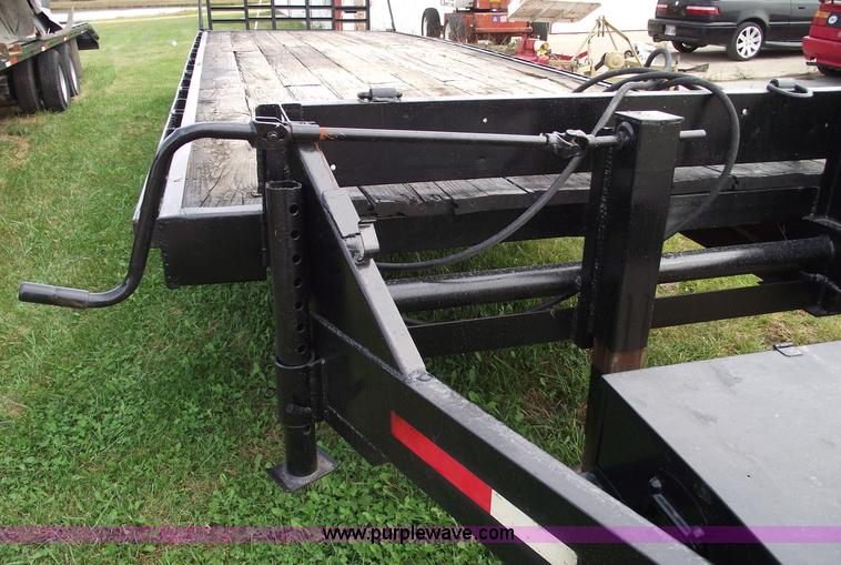 image for item 5869 1977 Hale 27.5' triple axle trailer