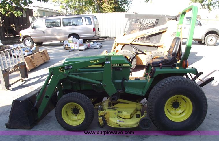 image for item 5871 1995 John Deere 955 tractor