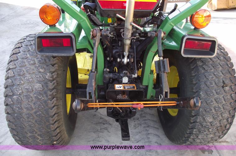 image for item 5871 1995 John Deere 955 tractor