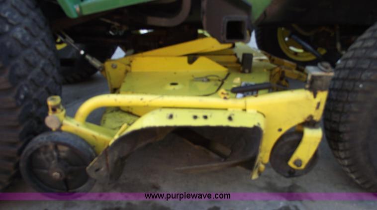 image for item 5871 1995 John Deere 955 tractor