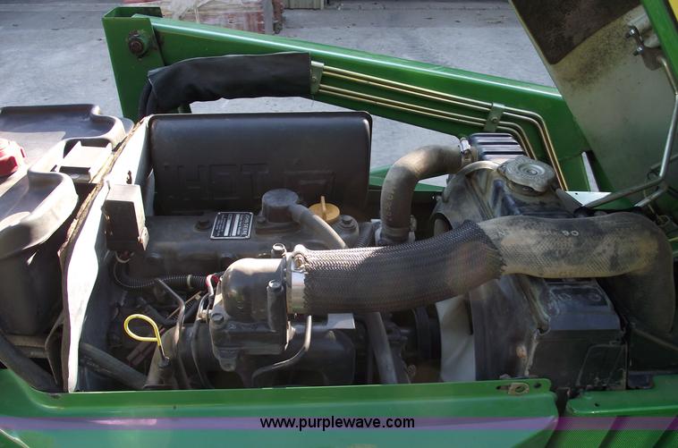 image for item 5871 1995 John Deere 955 tractor