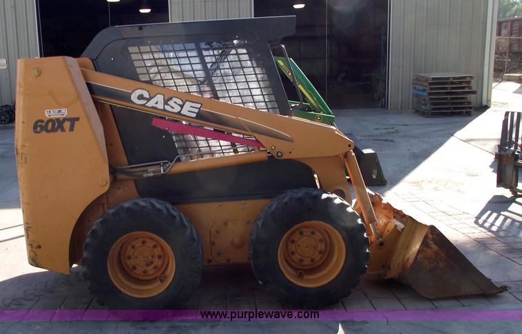 image for item 5872 2002 Case 60XT skid steer