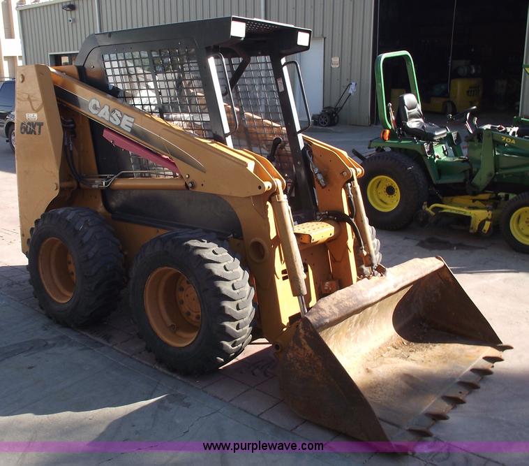 image for item 5872 2002 Case 60XT skid steer