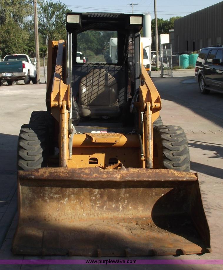 image for item 5872 2002 Case 60XT skid steer