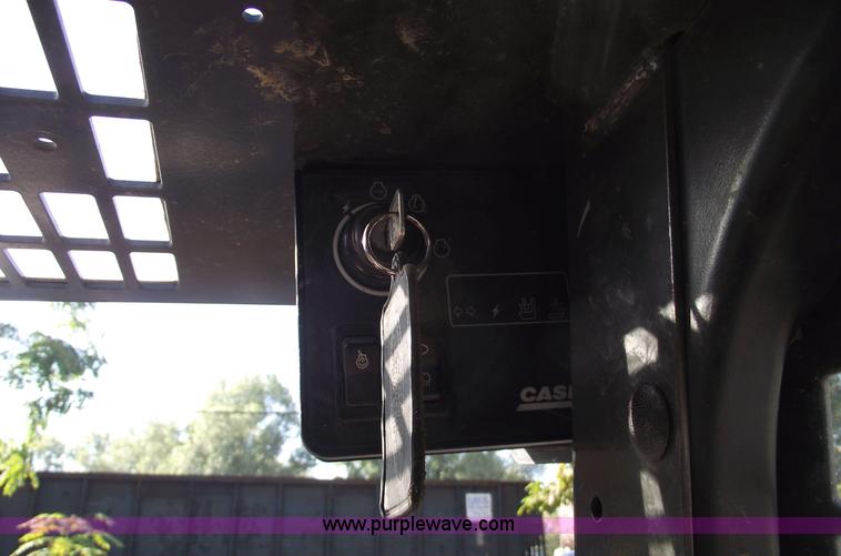 image for item 5872 2002 Case 60XT skid steer