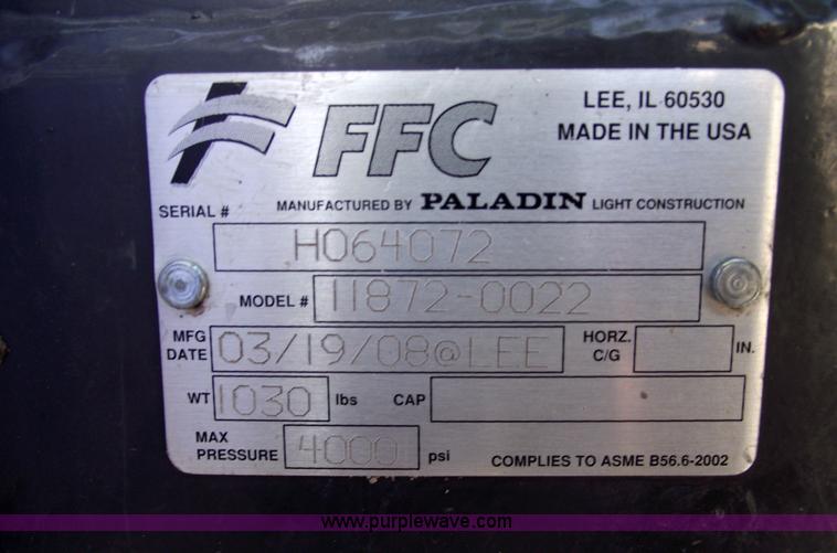 image for item 5877 2008 FFC 72" grapple bucket