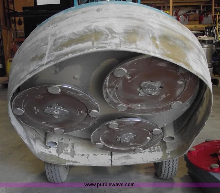 image for item 5893 2007 Lauina 20 floor grinder