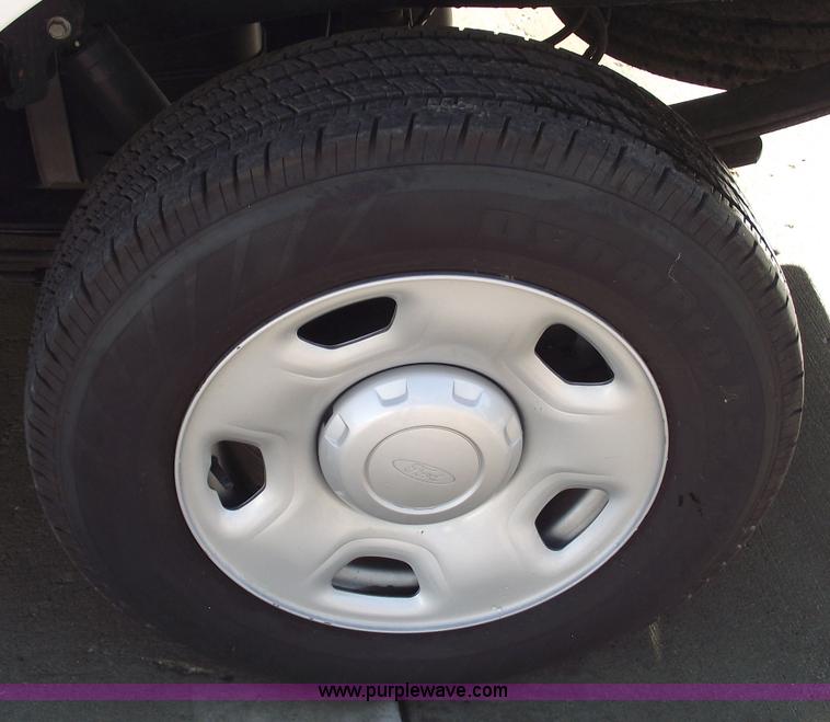 image for item 5916 2008 Ford F150 pickup truck