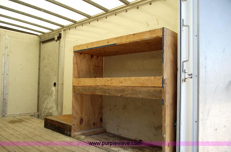 image for item 5922 2003 Chevrolet Express G30 box van truck