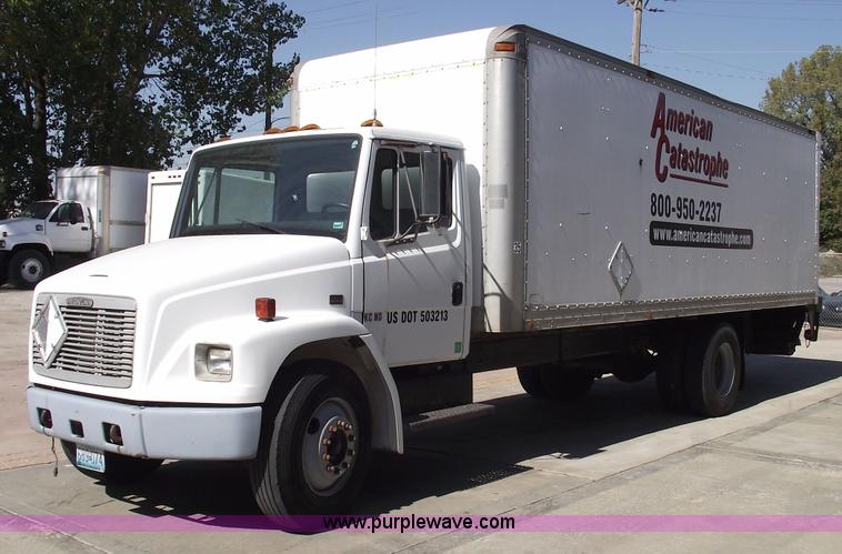 image for item 5923 1992 Freightliner FL70 box truck