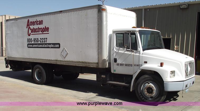 image for item 5923 1992 Freightliner FL70 box truck