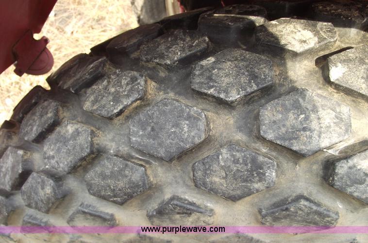 image for item 5936 1984 Belarus 250AS tractor