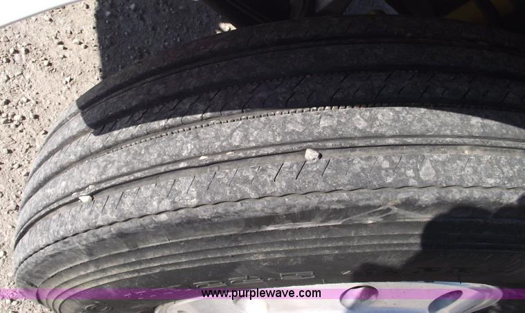 image for item 5946 1990 Freightliner Conventional FLD120 semi truck