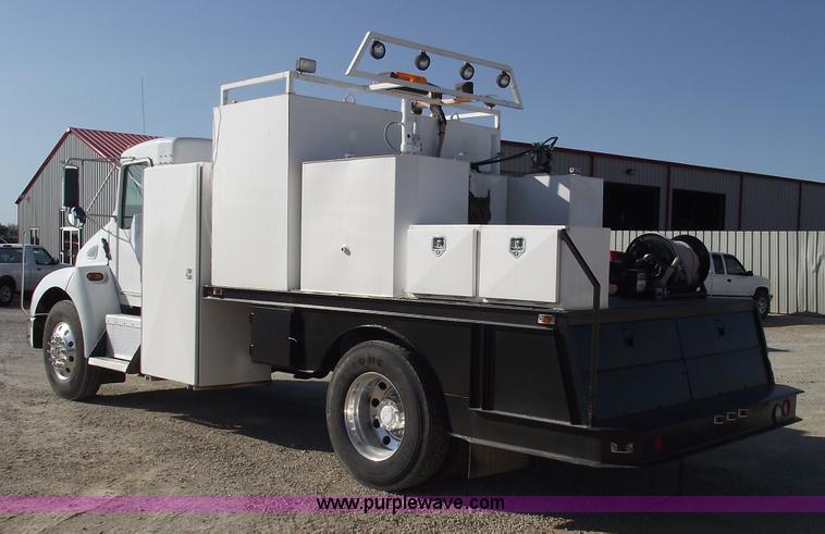 image for item 5947 1996 Kenworth T300 heavy service truck