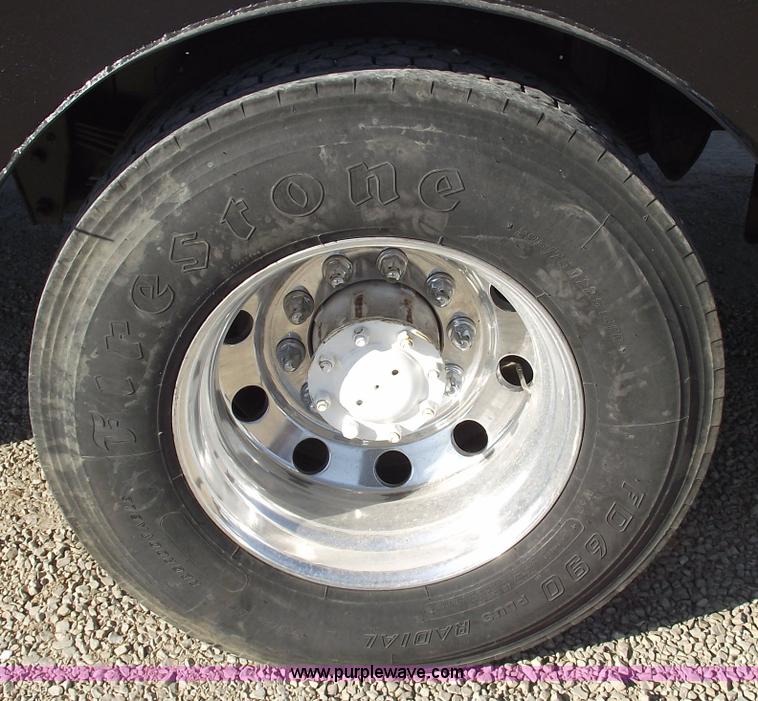 image for item 5947 1996 Kenworth T300 heavy service truck