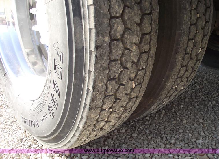 image for item 5947 1996 Kenworth T300 heavy service truck