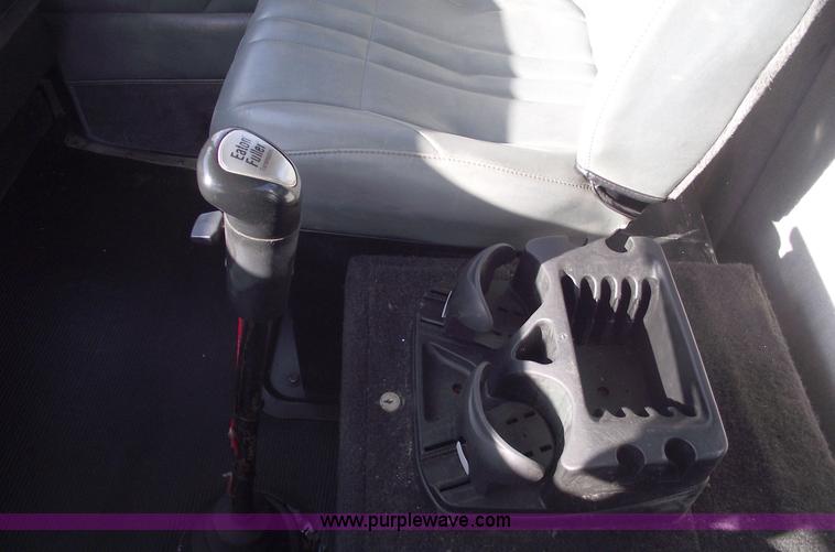 image for item 5947 1996 Kenworth T300 heavy service truck