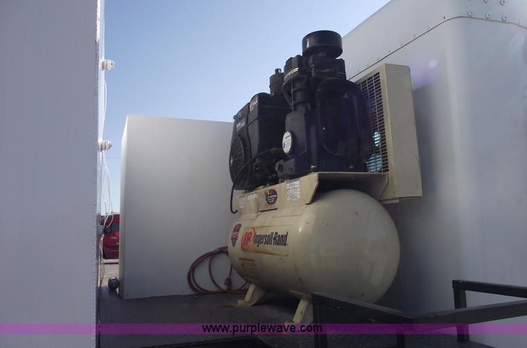 image for item 5947 1996 Kenworth T300 heavy service truck