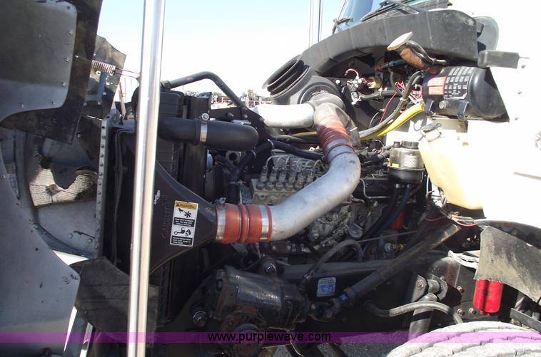 image for item 5947 1996 Kenworth T300 heavy service truck