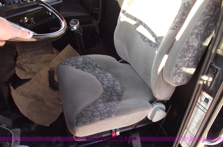 image for item 5950 1982 White Road Boss wrecker truck