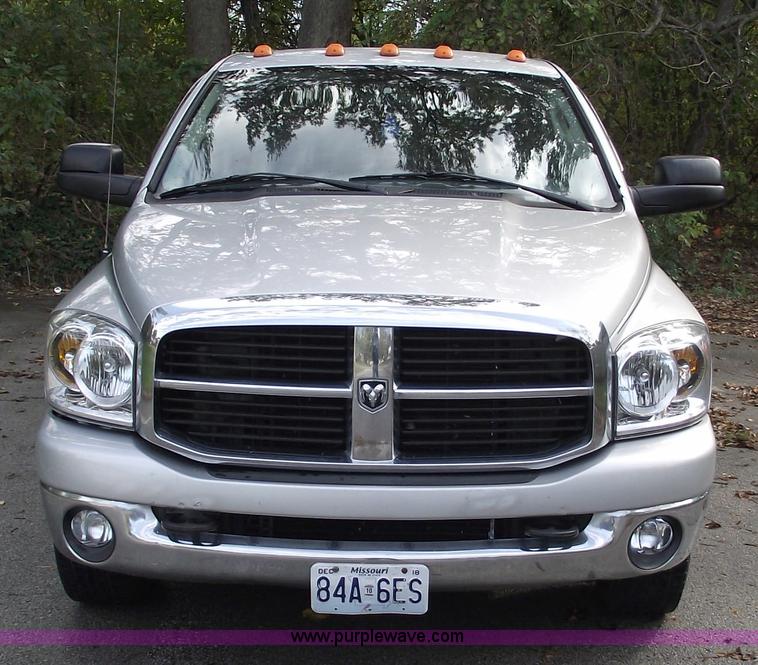 image for item 5956 2007 Dodge Ram 3500 Lone Star Edition