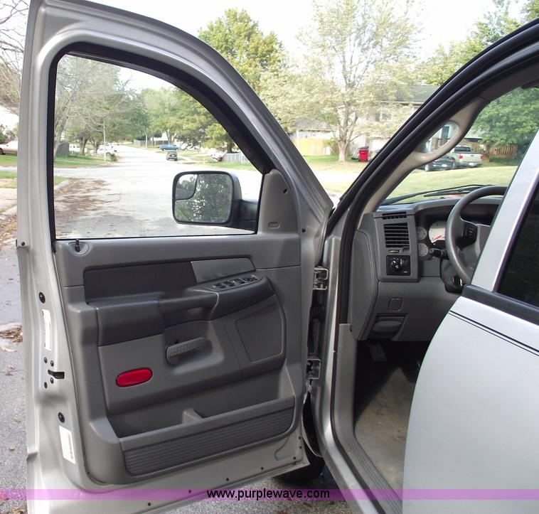 image for item 5956 2007 Dodge Ram 3500 Lone Star Edition
