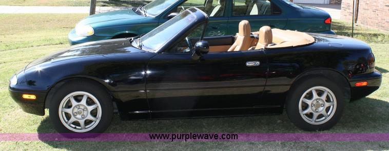 image for item 6503 1994 Mazda Miata MX-5