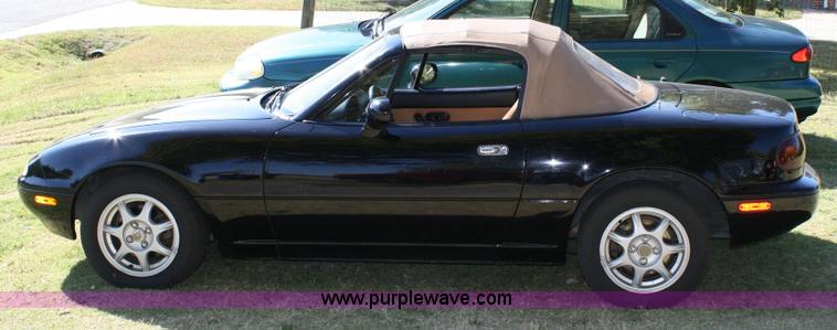 image for item 6503 1994 Mazda Miata MX-5