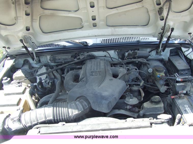 image for item 7131 1997 Ford Explorer