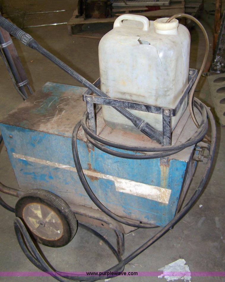 image for item 7410 Pressure washer