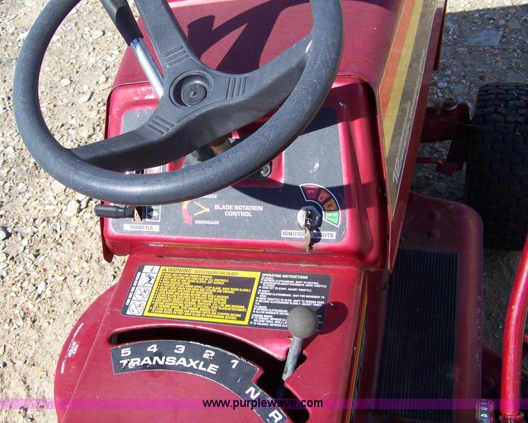 image for item 7422 Murray riding mower
