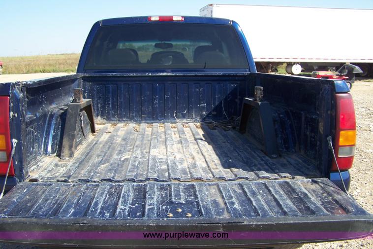 image for item 7423 2000 Chevrolet K1500 Silverado LT pickup truck