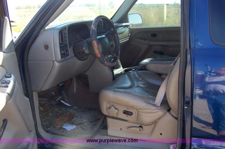 image for item 7423 2000 Chevrolet K1500 Silverado LT pickup truck