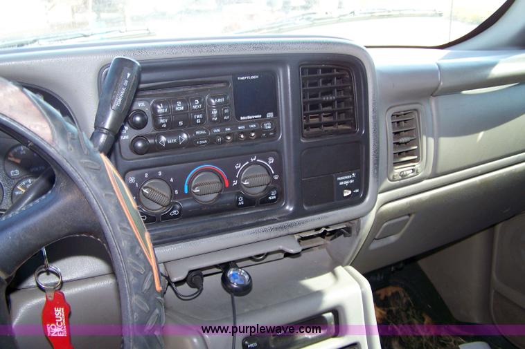 image for item 7423 2000 Chevrolet K1500 Silverado LT pickup truck